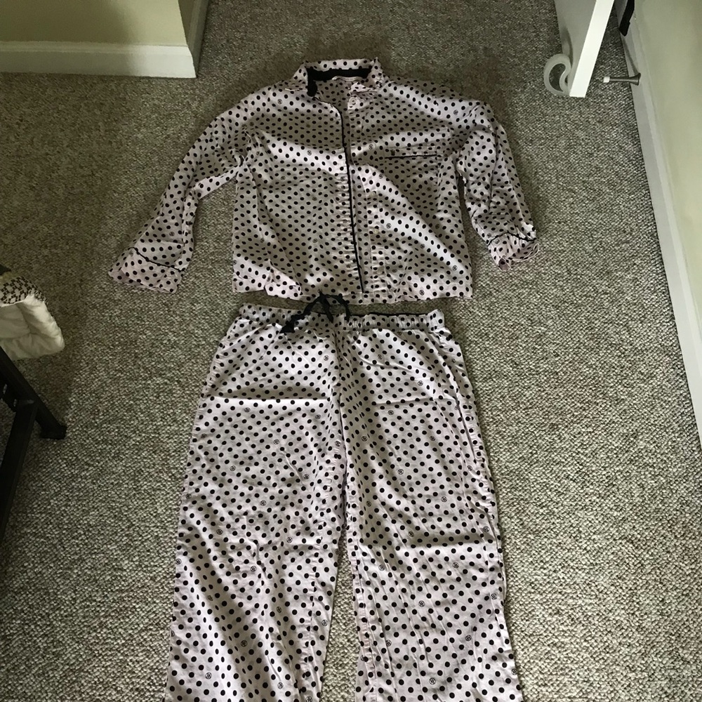 Victoria Secret light weight pajama set